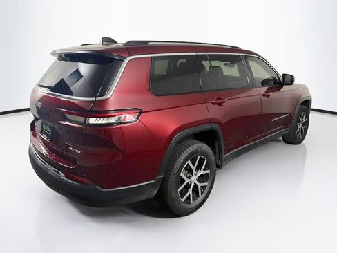 Used 2023 Jeep Grand Cherokee L Limited w/ Luxury Tech Group II AWD/4WD image 9
