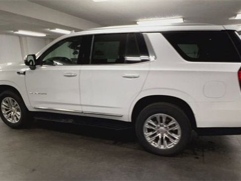 Used 2023 GMC Yukon SLT image 6