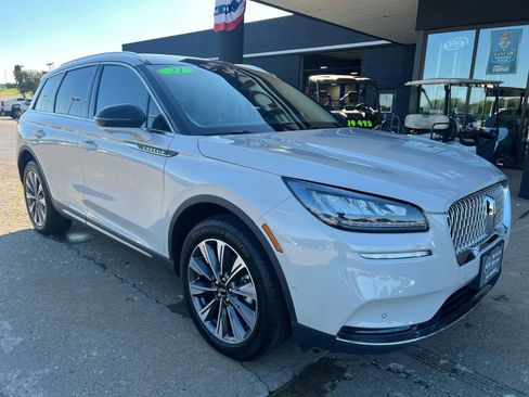 Used 2021 Lincoln Corsair Reserve w/ Equipment Group 201A image 11