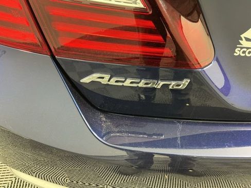 Used 2016 Honda Accord EX image 19