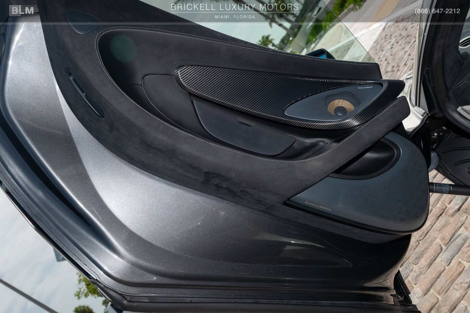 Used 2018 McLaren 570S Coupe RWD image 15