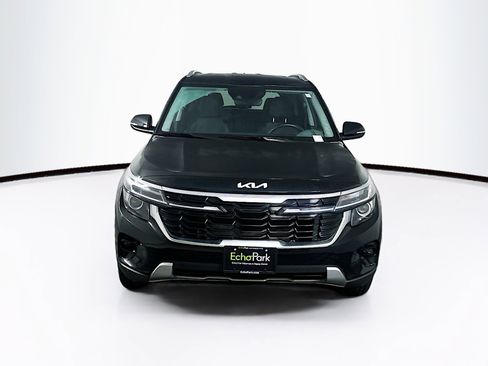 Used 2025 Kia Seltos S image 2