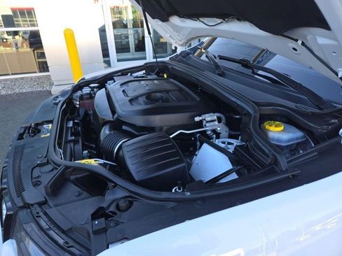 Used 2022 Jeep Grand Cherokee Laredo X AWD/4WD image 14