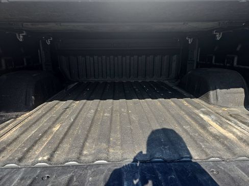 Used 2023 Chevrolet Silverado 1500 LTZ AWD/4WD image 8