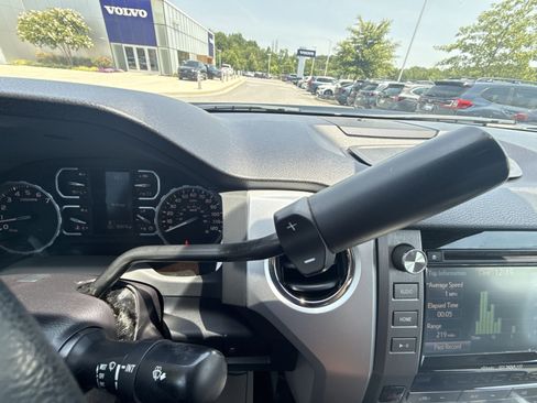 Used 2019 Toyota Tundra SR5 AWD/4WD image 21