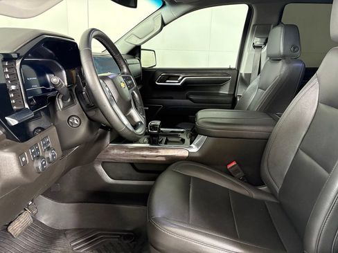 Used 2023 Chevrolet Silverado 1500 LTZ w/ LTZ Premium Package AWD/4WD image 22