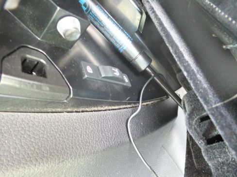 Used 2009 BMW 128i Convertible image 57