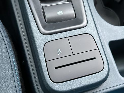 New 2026 Ford Maverick XLT image 33