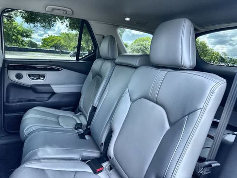 Used 2025 Honda Pilot EX-L image 22