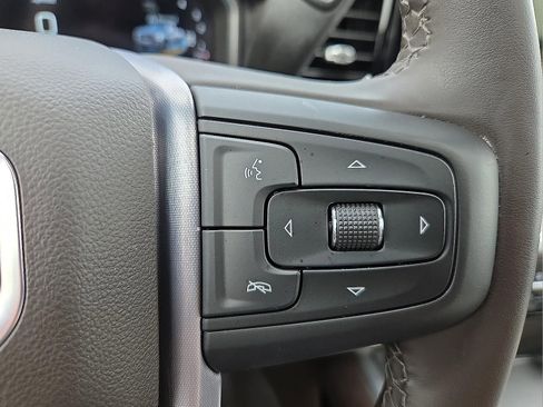 Used 2025 GMC Sierra 2500 SLT w/ SLT Premium Package AWD/4WD image 18