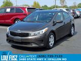 Used 2017 Kia Forte LX image 2