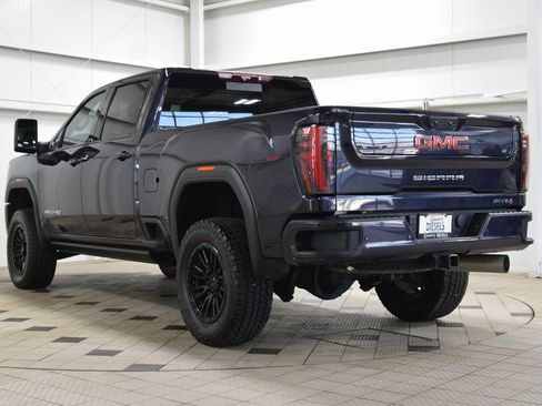 Used 2024 GMC Sierra 2500 AT4 w/ AT4 Premium Plus Package image 5
