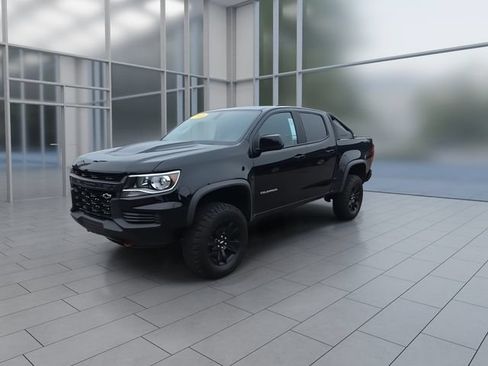 Used 2022 Chevrolet Colorado ZR2 w/ ZR2 Midnight Special Edition AWD/4WD image 4