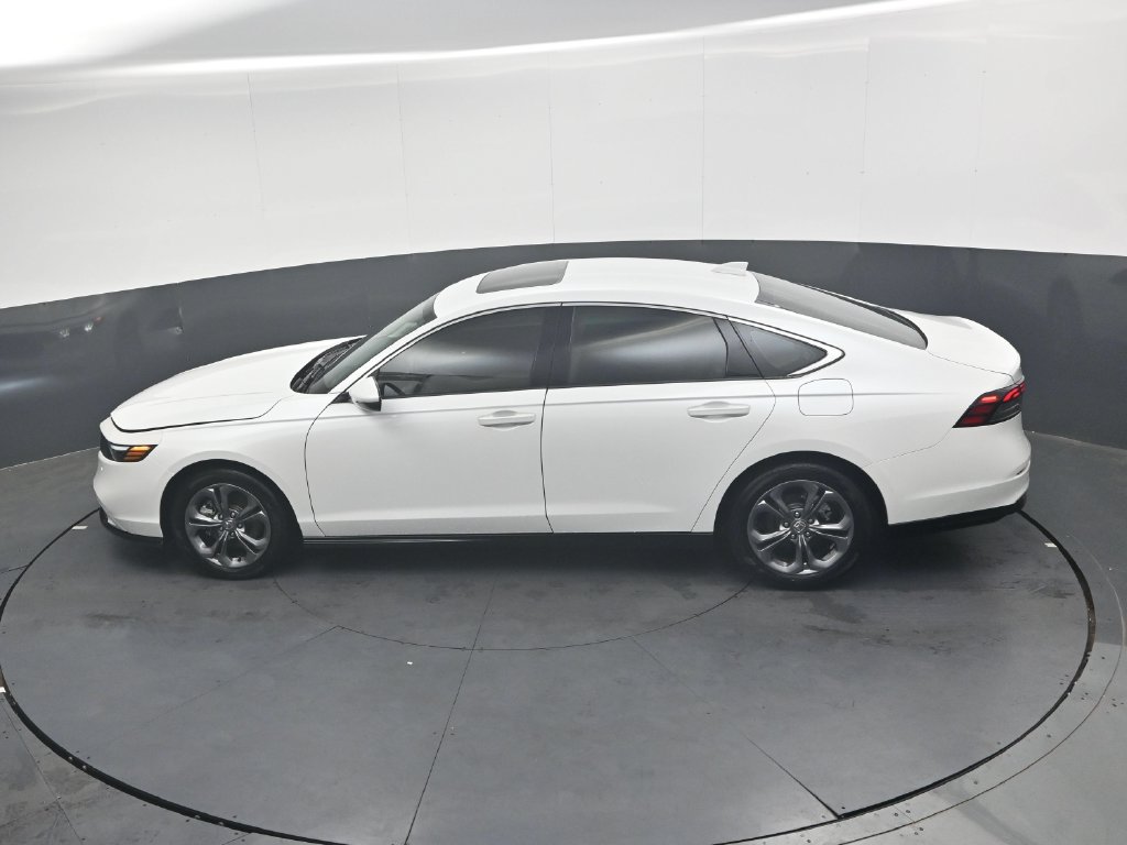 Used 2025 Honda Accord EX-L image 27