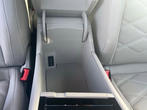 New 2026 Volkswagen Atlas SE FWD image 42