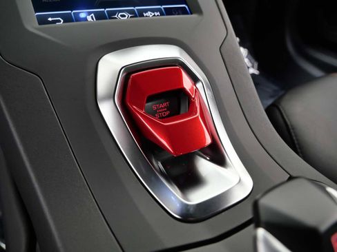 Used 2021 Lamborghini Huracan EVO image 28