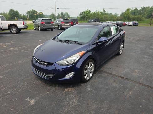 Used 2013 Hyundai Elantra Limited FWD image 2