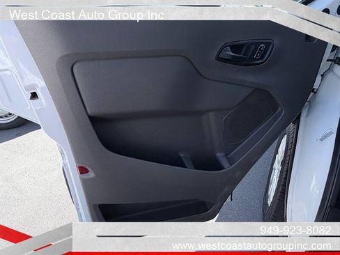 Used 2025 Ford Transit 350 XLT RWD image 18