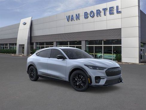 New 2026 Ford Mustang Mach-E Premium w/ Sport Appearance Package AWD/4WD image 7