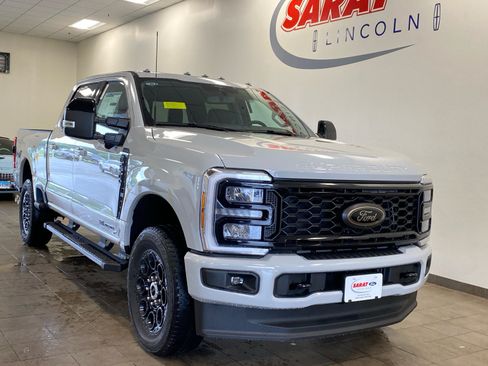 New 2026 Ford F250 Lariat w/ Black Appearance Package AWD/4WD image 2