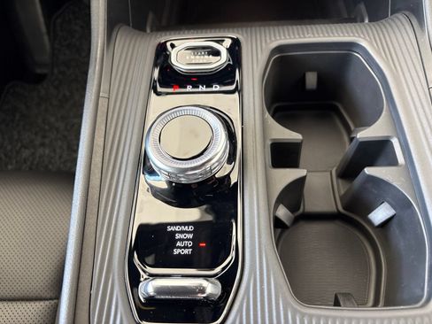 New 2026 Jeep Cherokee Limited AWD/4WD image 27