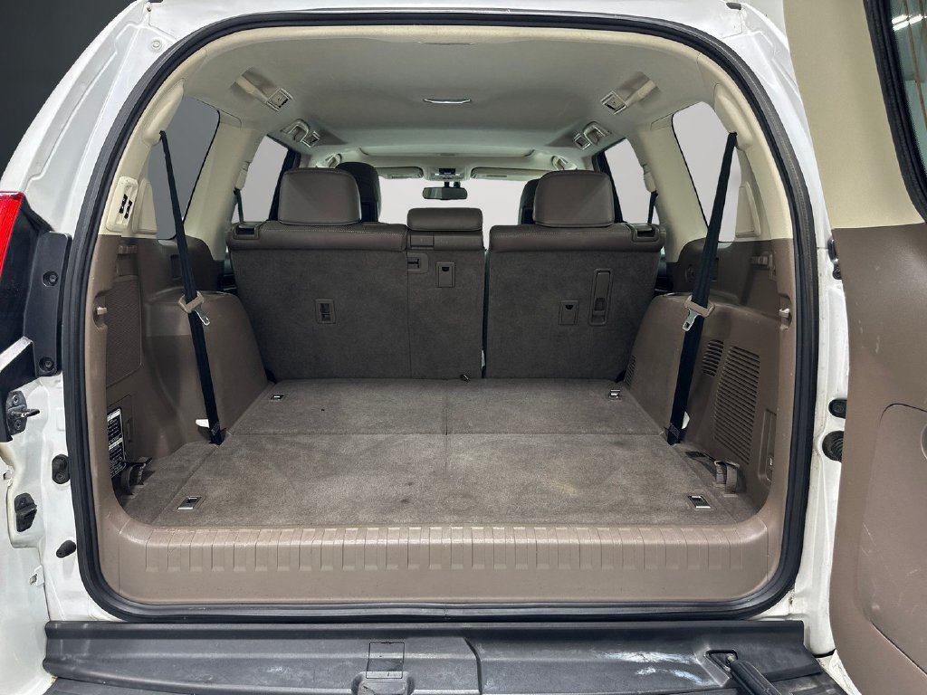Used 2011 Lexus GX 460 Premium AWD/4WD image 12