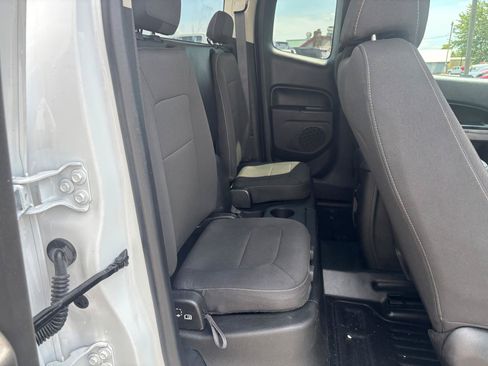 Used 2022 Chevrolet Colorado LT w/ Fleet Safety Package RWD image 16