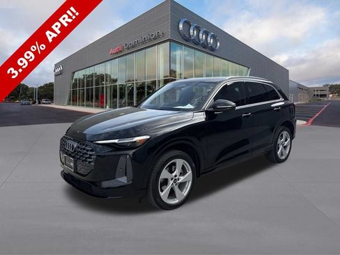 Used 2025 Audi Q5 Premium Plus w/ Premium Plus AWD/4WD image 1