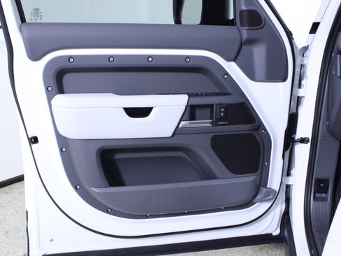 New 2026 Land Rover Defender 110 S image 15