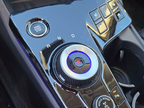 Used 2024 Kia Sportage SX Prestige image 40