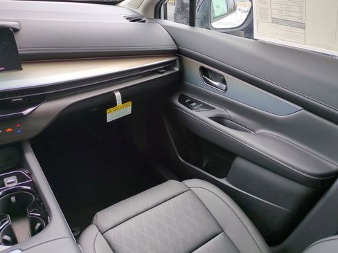 New 2026 Nissan Murano Platinum w/ Cargo Package AWD/4WD image 17