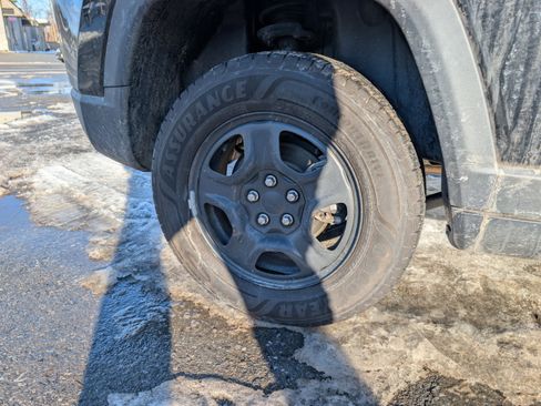 Used 2021 Jeep Compass Sport image 10