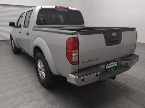 Used 2019 Nissan Frontier SV w/ Value Truck Package RWD image 5