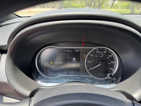 Used 2019 Nissan Kicks SV image 33