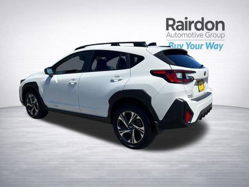 Used 2024 Subaru Crosstrek 2.0i Premium AWD/4WD image 5