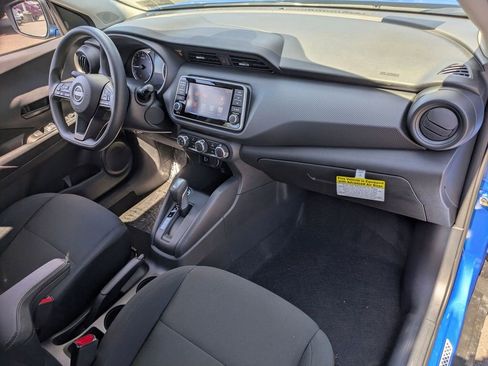 New 2025 Nissan Kicks Play S image 29