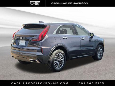 Certified 2025 Cadillac XT4 Premium Luxury AWD/4WD image 5