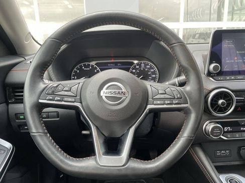 Certified 2023 Nissan Sentra SR w/ SR Premium Package image 14