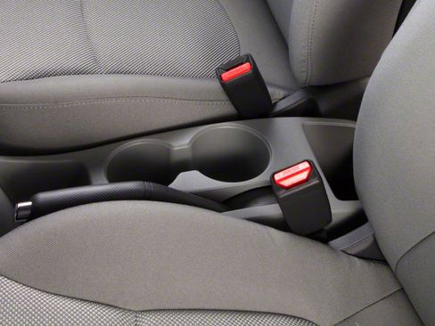 Used 2013 Hyundai Accent GLS FWD image 20