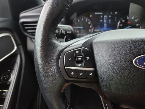 Used 2020 Ford Explorer XLT RWD image 22