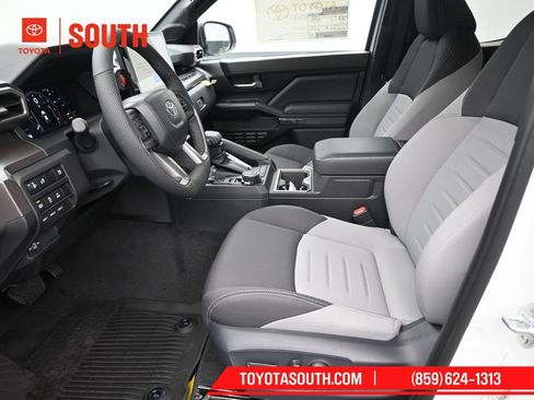 Used 2024 Toyota Tacoma TRD Off-Road w/ TRD Off Road Upgrade Package AWD/4WD image 9