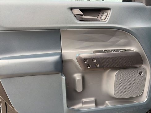 Used 2025 Ford Maverick Lobo image 9