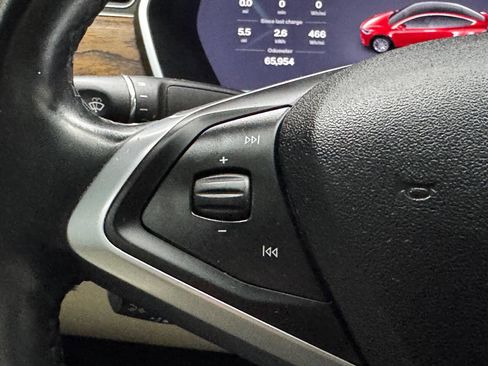 Used 2017 Tesla Model X 75D image 28