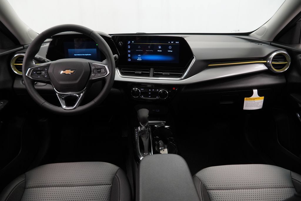 New 2026 Chevrolet Trax LT w/ Driver Confidence Package FWD image 8