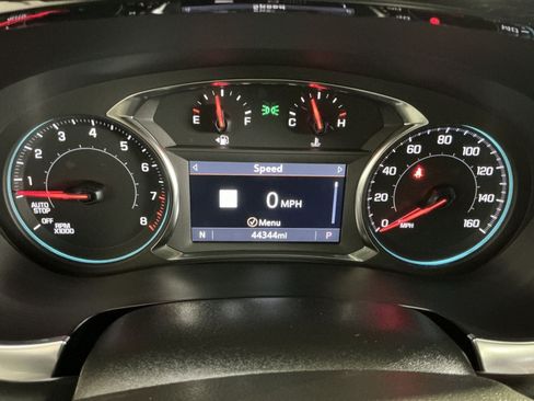 Used 2023 Chevrolet Traverse RS AWD/4WD image 18