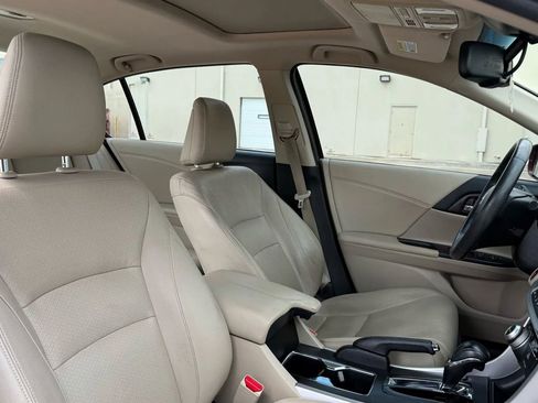 Used 2015 Honda Accord EX-L image 17