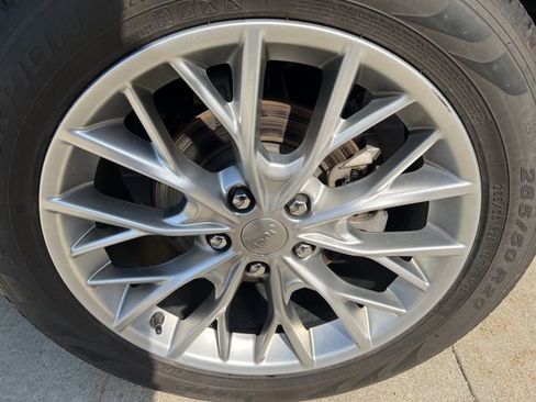 Used 2024 Jeep Grand Cherokee Summit image 10