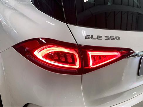 Used 2022 Mercedes-Benz GLE 350 4MATIC image 28