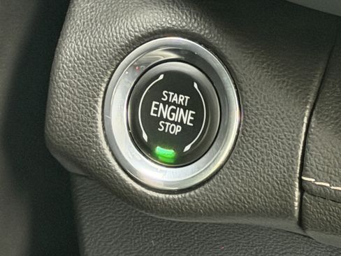 Used 2023 Buick Envision Essence w/ Sport Touring Package image 31