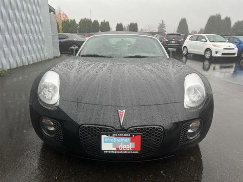 Used 2008 Pontiac Solstice GXP image 3
